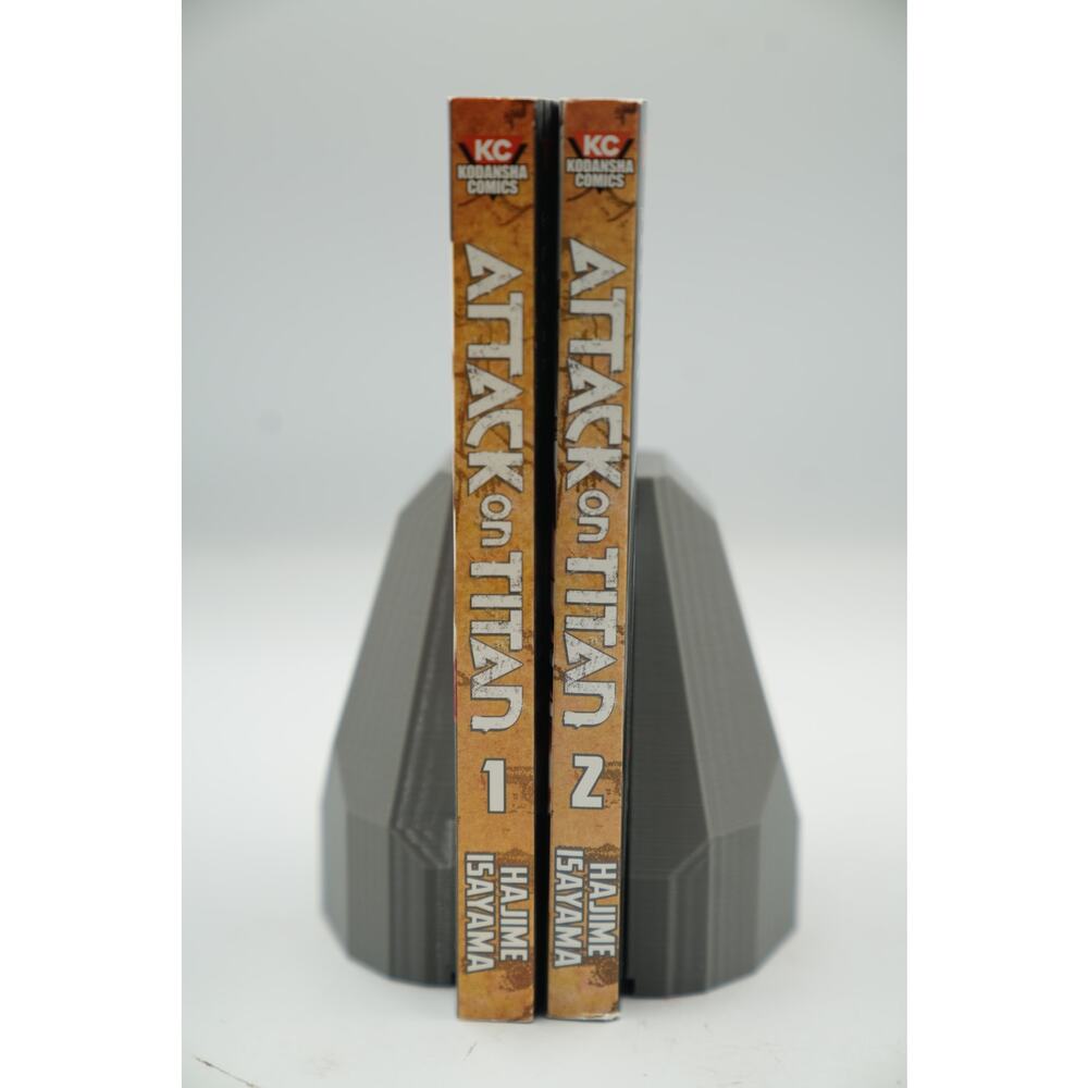Attack on‎ Titan Vol. 1–2 Manga Set English Kodansha Comics Hajime Isayama